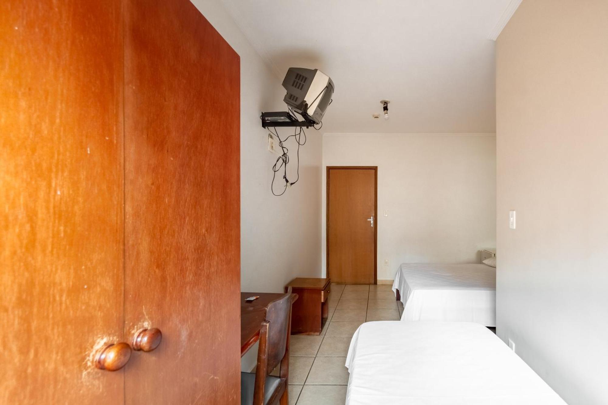 Oyo Hotel Vila Rica, Ribeirao Preto Bagian luar foto