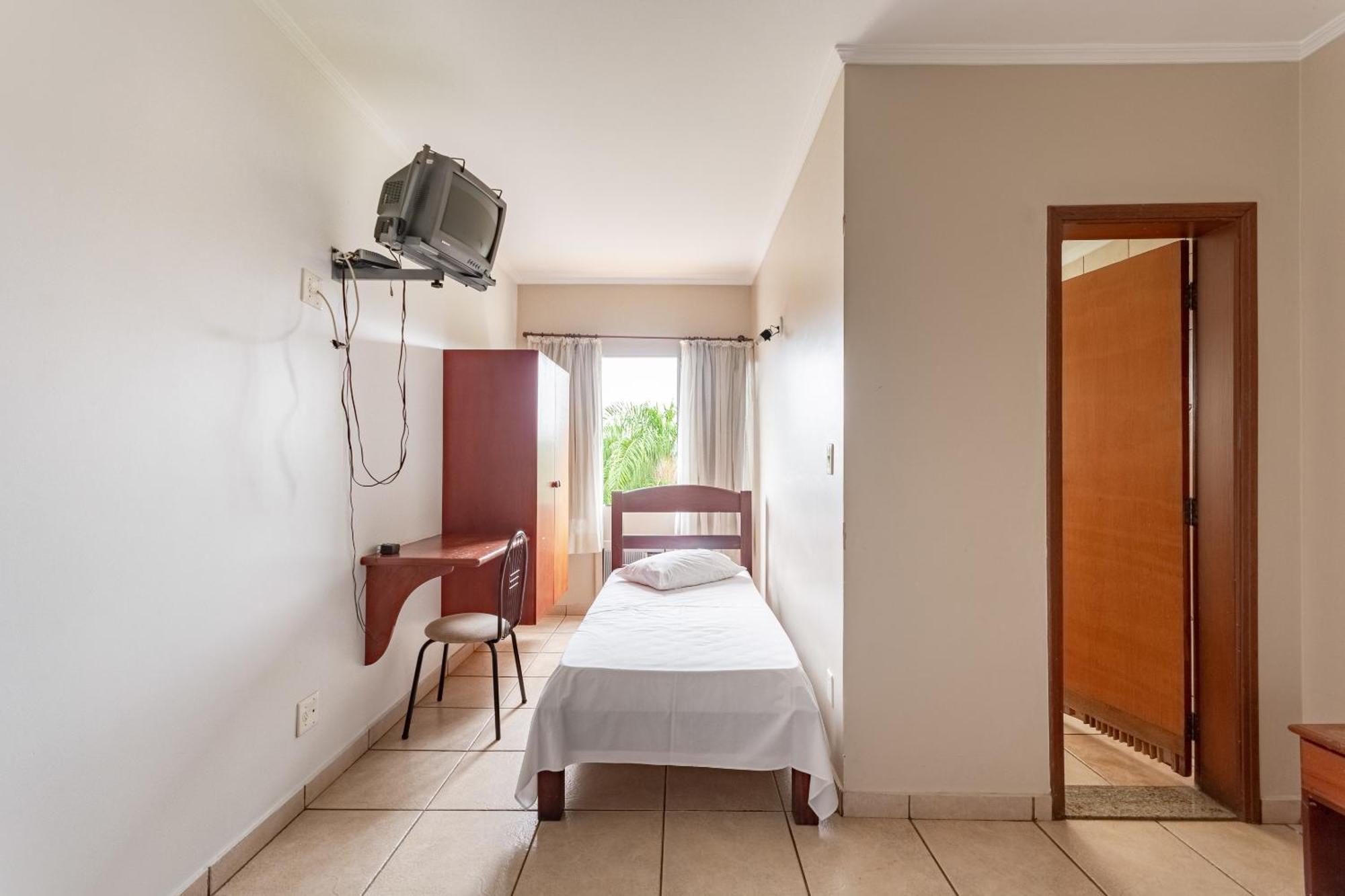 Oyo Hotel Vila Rica, Ribeirao Preto Bagian luar foto